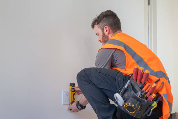 Best Commercial Electrician Services  in Charlotte, TN